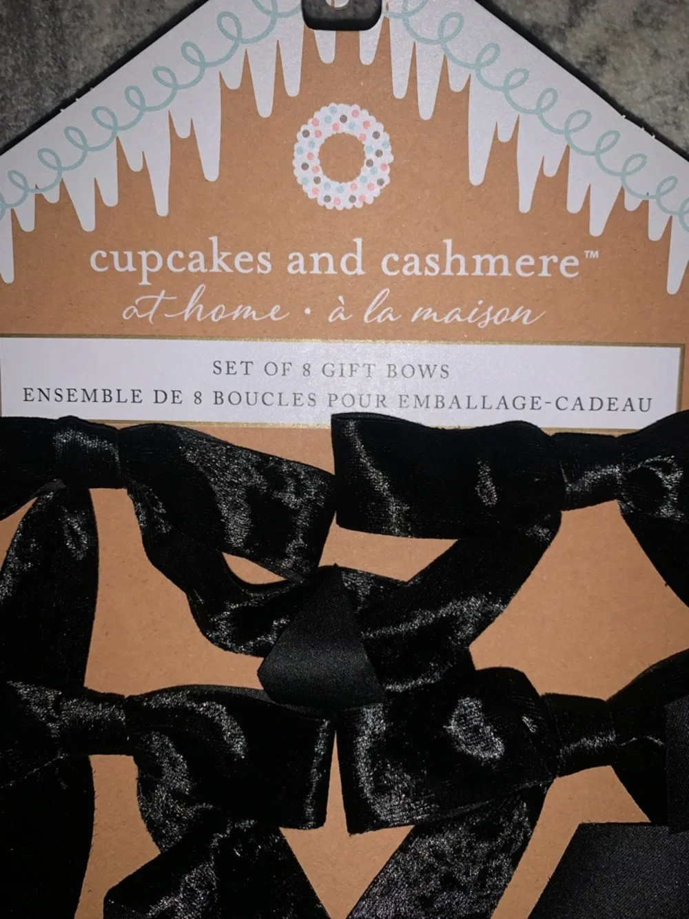 🆕- Cupcakes & Cashmere Black Velvet Gift Bows - Set of 8